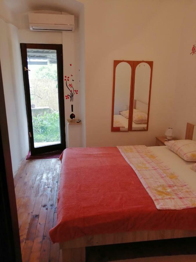 Apartmán Apartman Tea Pula Exteriér fotografie
